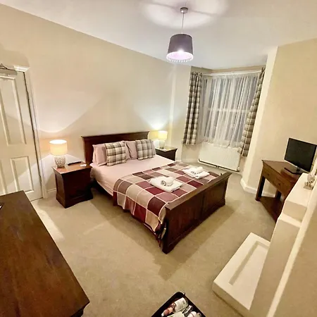 Tidesreach Filey, Sleeps 13, Close To *