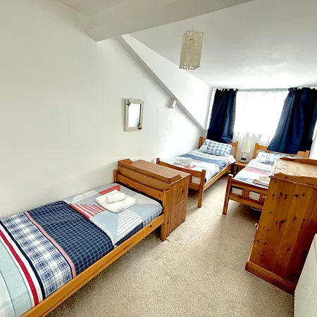 Tidesreach Filey, Sleeps 13, Close To Ferienhaus